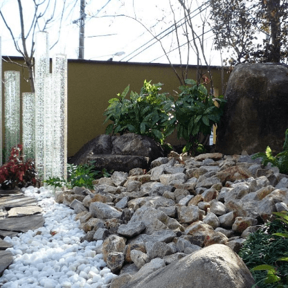 インゴット と 自然石 がある 和風庭園 リフォーム工事