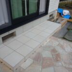 タイルの貼り替え工事